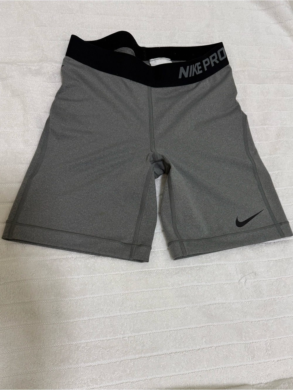 Nike Pro Heather Gray Compression Athletic Shorts Women's Size Small